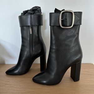 Saint Laurent Joplin Boots in Nero. Size 39